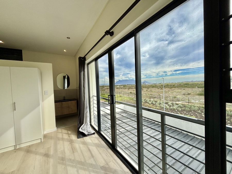 To Let 1 Bedroom Property for Rent in Sandown Western Cape
